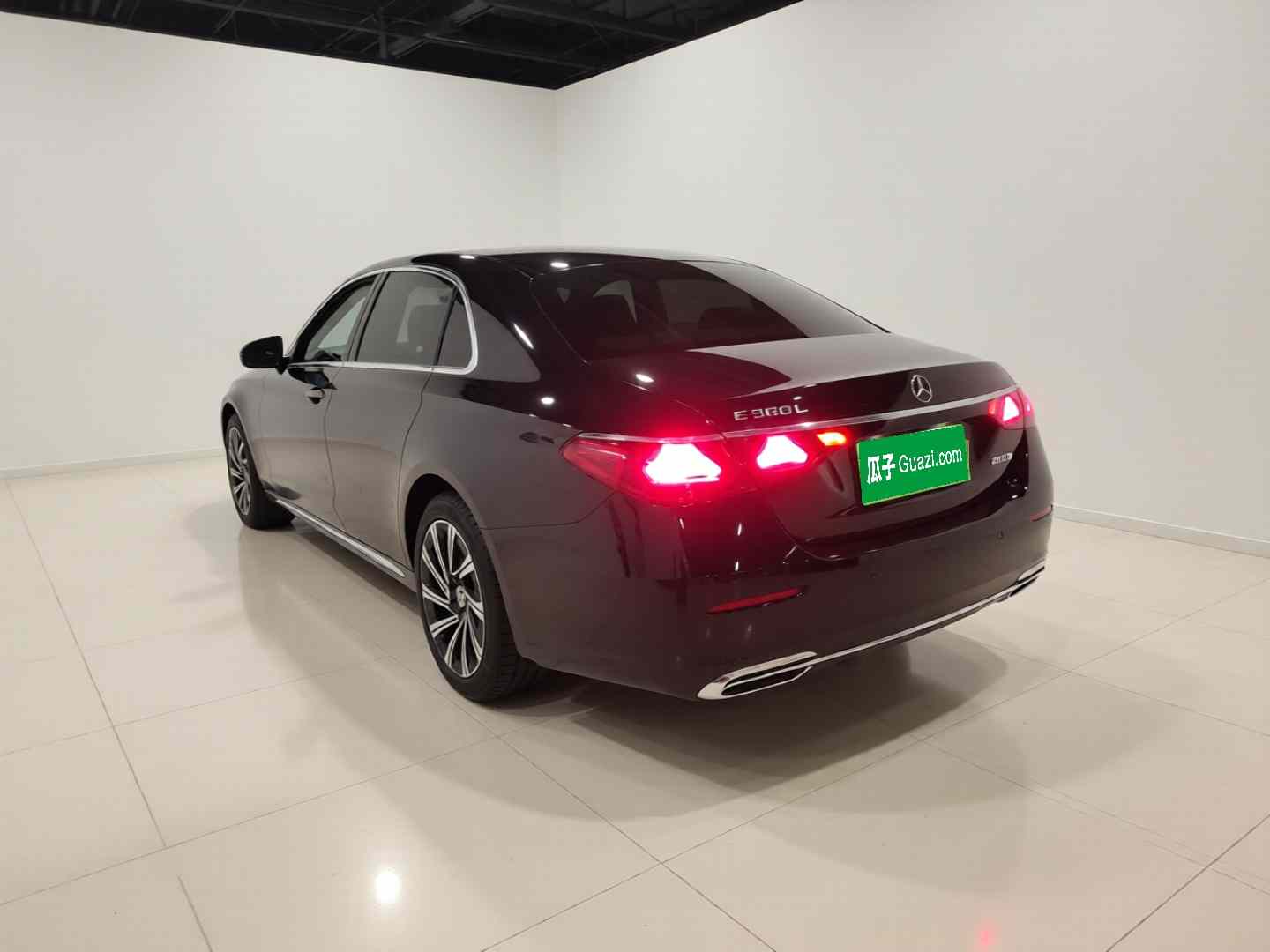 奔驰E级 2025款 E 300 L 豪华型(3)