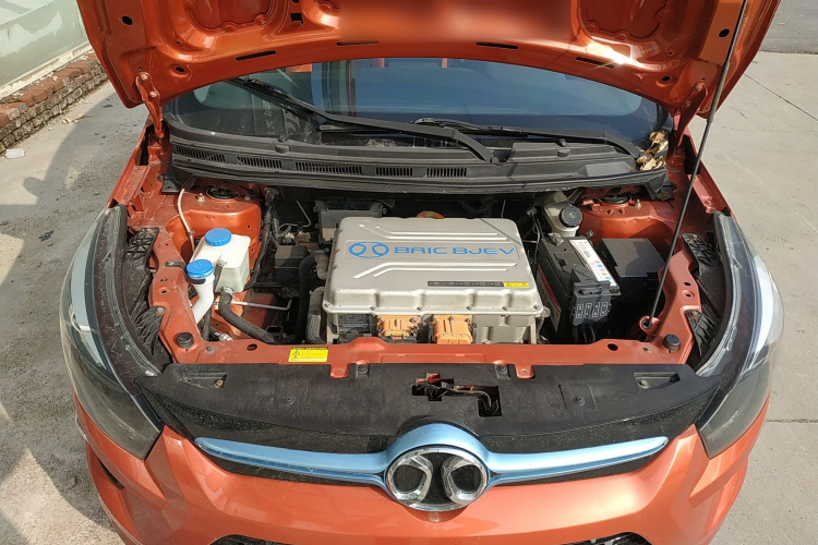 北汽新能源EX 2018款 EX360 新尚版局部细节24