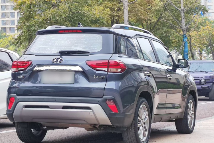 北京现代ix35 2019款 2.0L 自动两驱智勇·畅享版 国VI车身外观6004