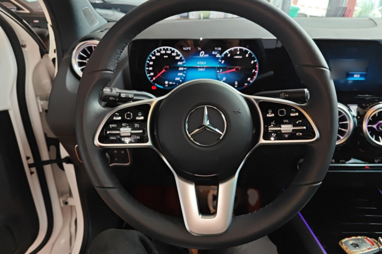 奔驰GLA 2023款 GLA 220局部细节13