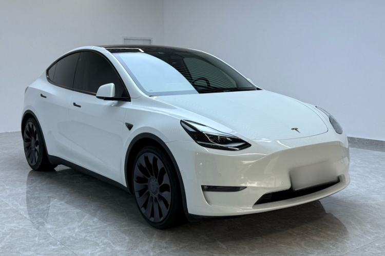 特斯拉 Model Y 2022款 Performance高性能全轮驱动版车身外观6006