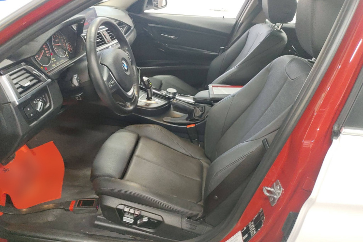 宝马3系 2019款 320Li 时尚型中控内饰19