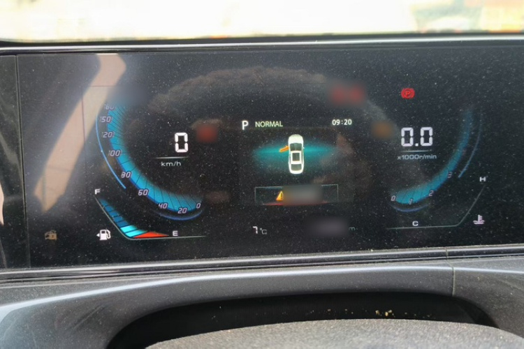 长安 逸动 2020款 PLUS 蓝鲸NE 1.4T GDI DCT尊贵型局部细节14