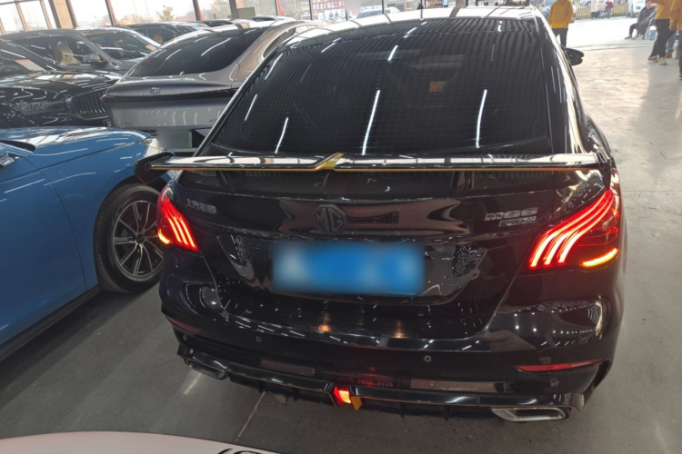 名爵 MG6 2021款 Pro 1.5T 自动Trophy豪华版车身外观6