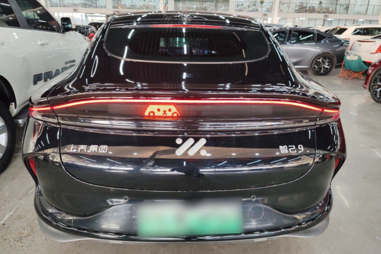 智己汽车 智己L6 2024款 Max 超强性能版车身外观6004