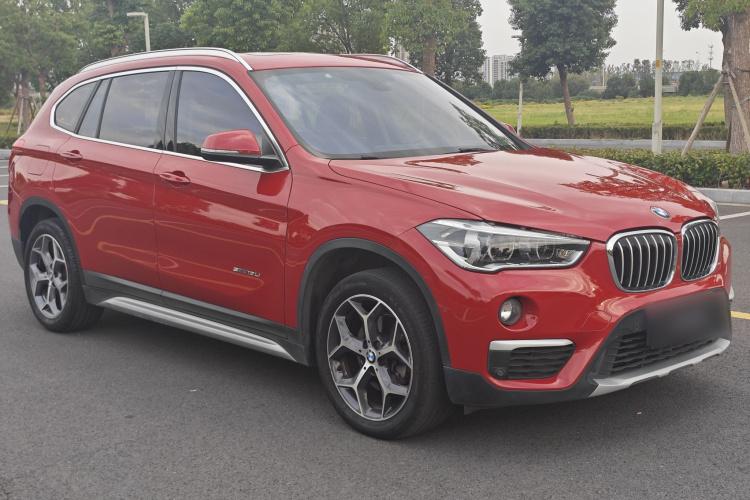 宝马X1 2016款 sDrive18Li 豪华型车身外观6006