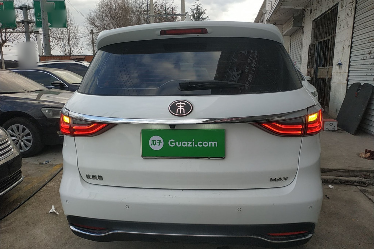 比亚迪 宋MAX 2019款 1.5T 自动智联睿进型 6座 国VI车身外观6