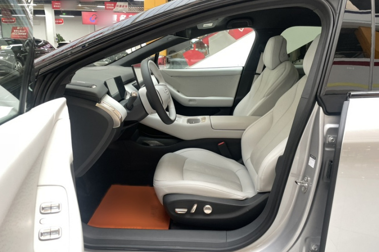 小鹏P7+ 2024款 长续航 Max中控内饰7003