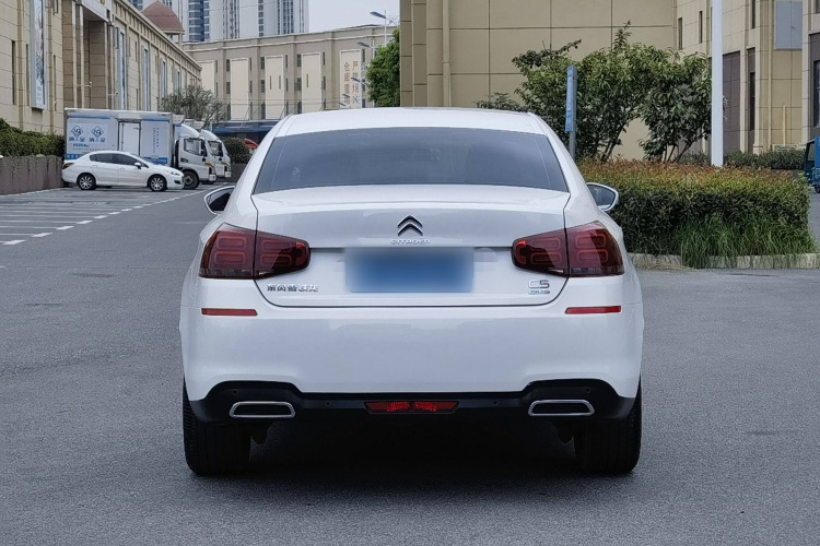 雪铁龙C5 2017款 350THP 自动豪华型车身外观6003