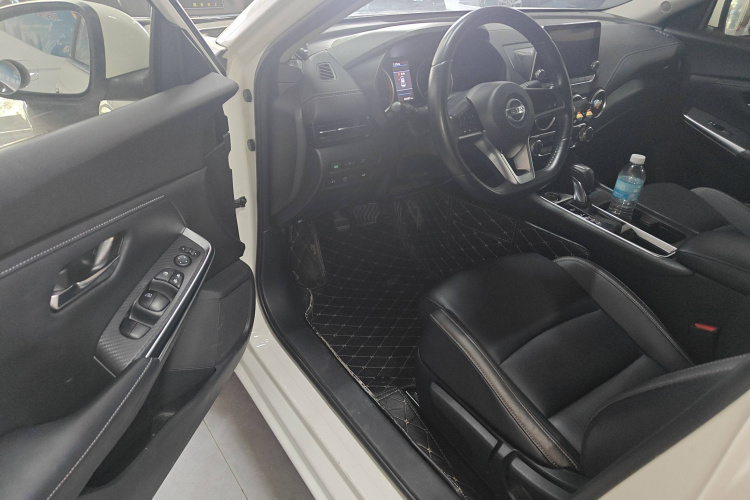 日产 轩逸 2020款 1.6L XL CVT悦享版中控内饰7002