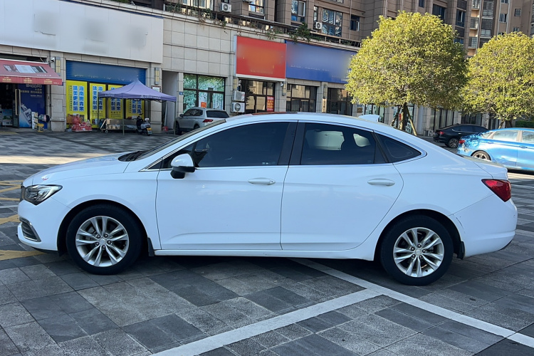 别克 威朗 2019款 三厢 20T 双离合领先型车身外观6005