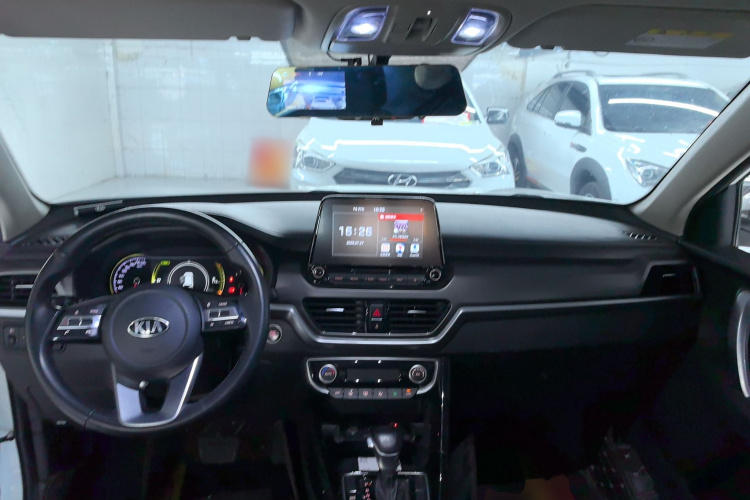 起亚 智跑 2019款 2.0L 自动智享豪华版中控内饰7002