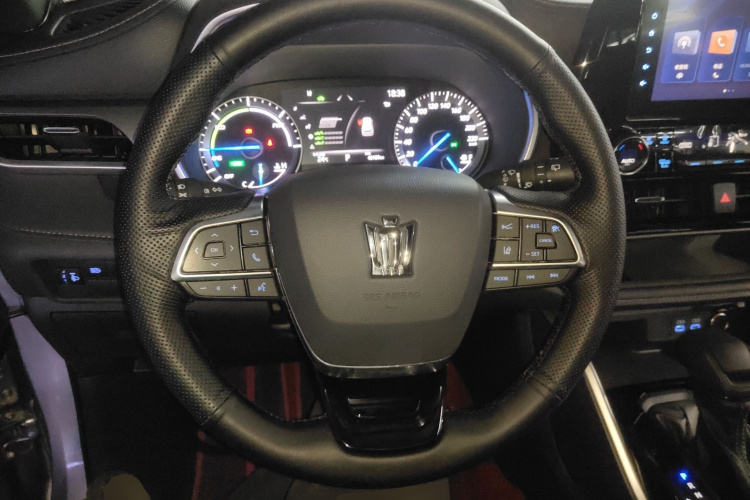 丰田 皇冠陆放 2021款  2.5L HEV两驱精英版局部细节13