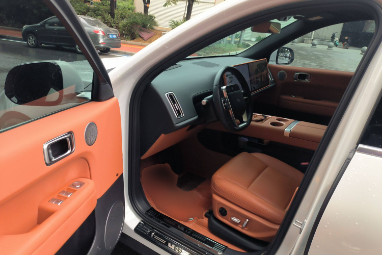 理想汽车 理想L6 2024款 Pro中控内饰20