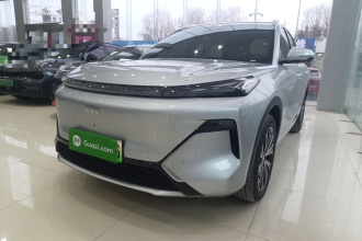 吉利银河 银河星舰7 EM-i 2025款 120km 领航版