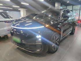 理想汽车 理想L8 2023款 Pro