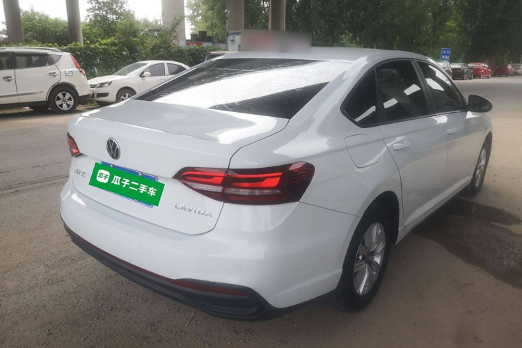 大众 朗逸 2023款 1.5L 自动得逸版车身外观7