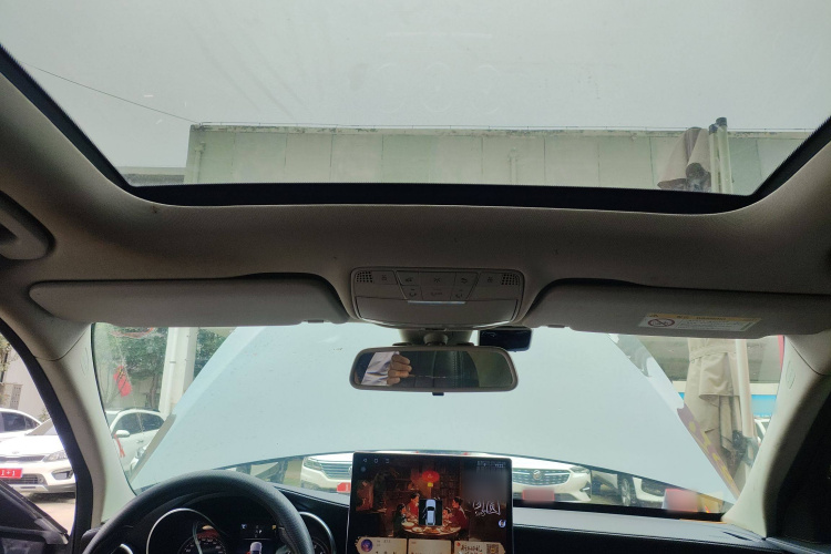 奔驰C级 2018款 C 200 L 运动版局部细节22