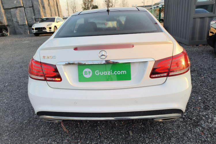 奔驰E级(进口) 2016款 E 200 轿跑车 灵动版车身外观6