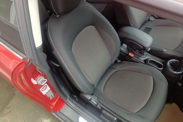 MINI 2016款 1.2T ONE 先锋派局部细节41