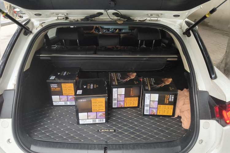 雷克萨斯CT 2017款 CT200h 精英版 单色 国VI中控内饰23