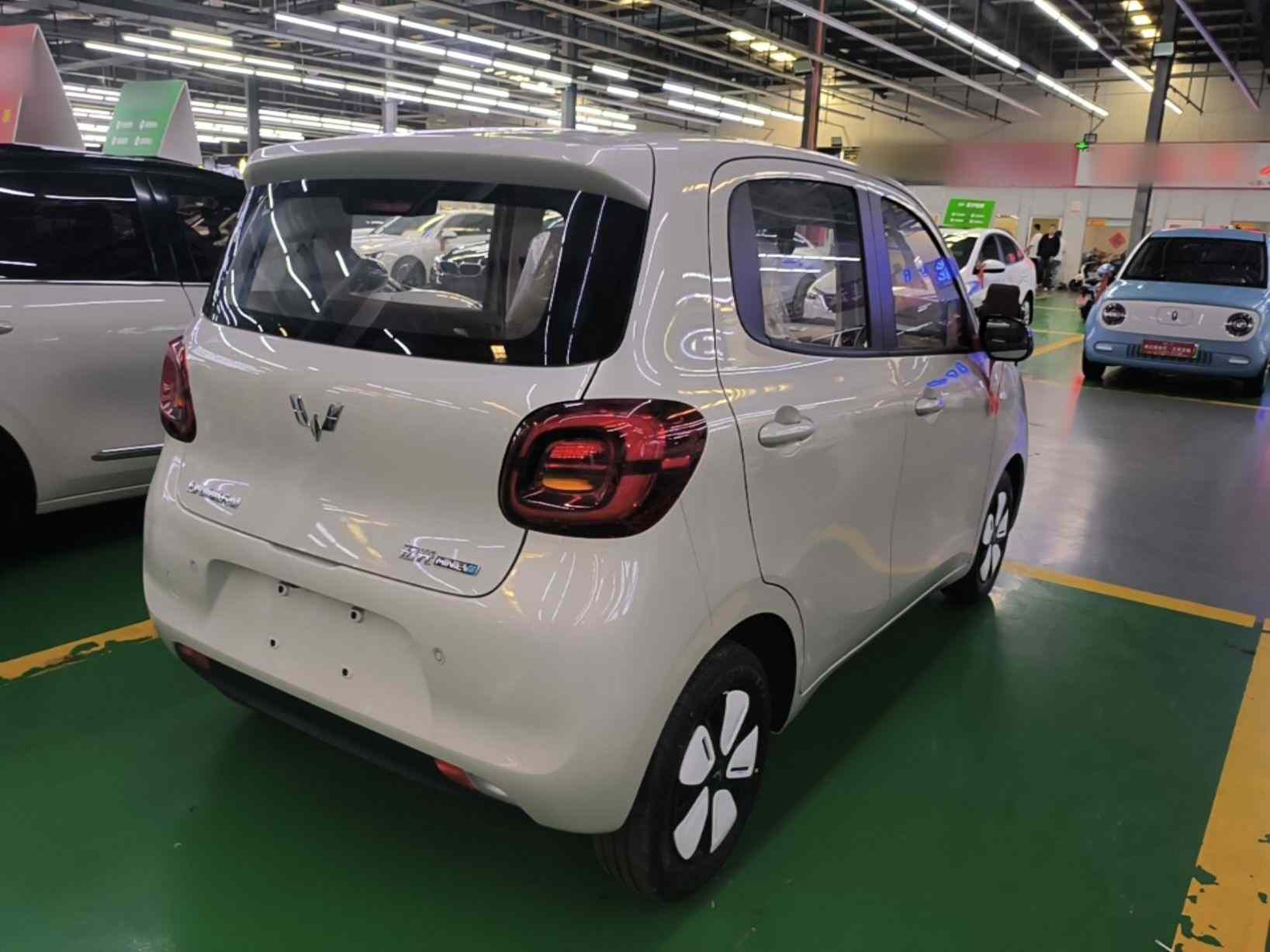 五菱汽车 宏光MINIEV 2025款 第四代 四门版 进阶款(5)
