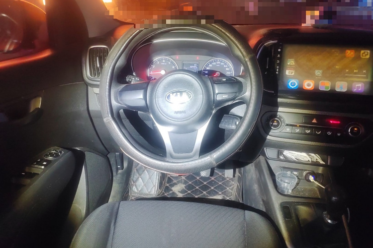 起亚 KX3傲跑 2017款 1.6L 手动傲风版局部细节13