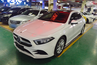 奔驰A级 2021款 A 200 L 运动轿车时尚型