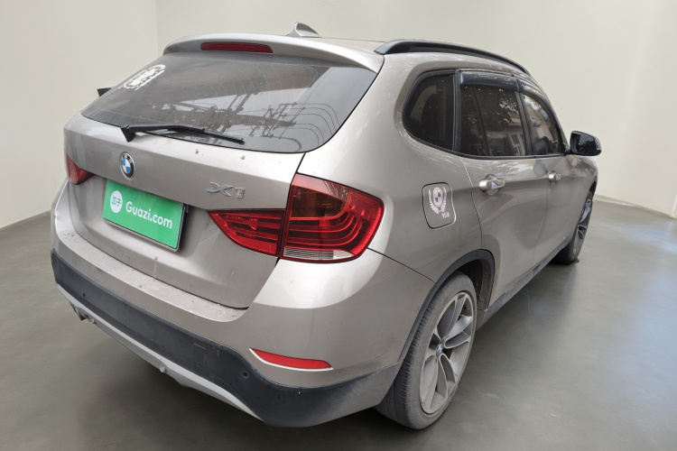 宝马X1 2015款 sDrive18i 领先晋级版车身外观7