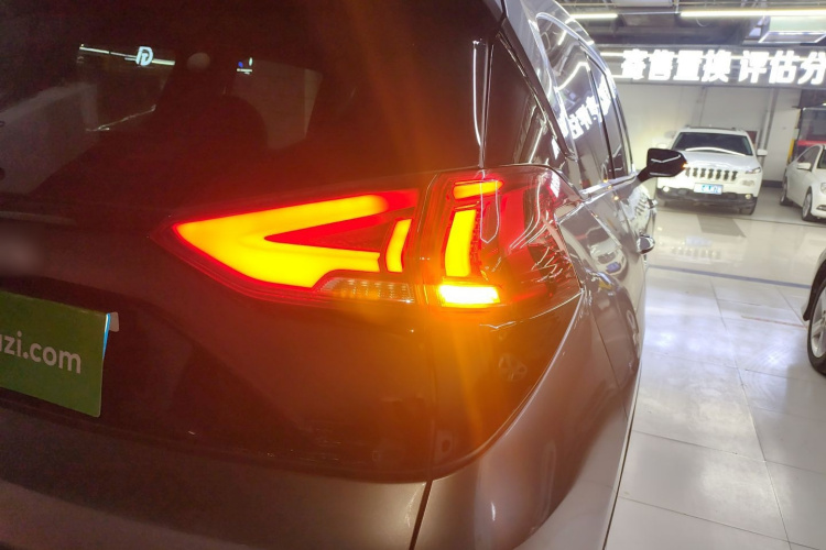 海马7X 2020款 1.6TGDI 自动豪华型车身外观9