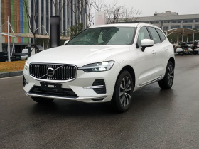 沃尔沃XC60 2025款 B5 四驱智远豪华版