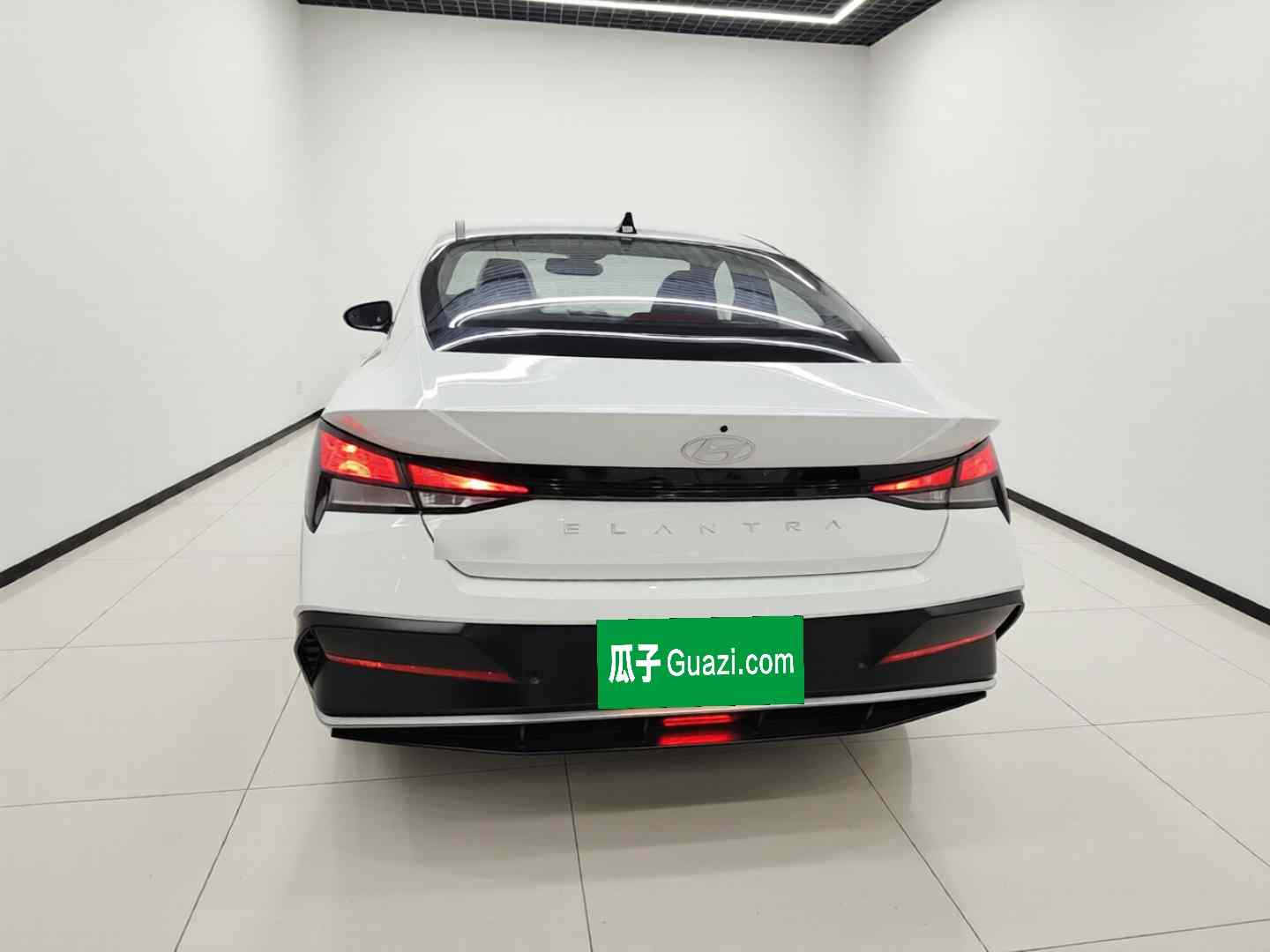 现代 伊兰特 2023款 1.5L CVT GLX精英版(4)