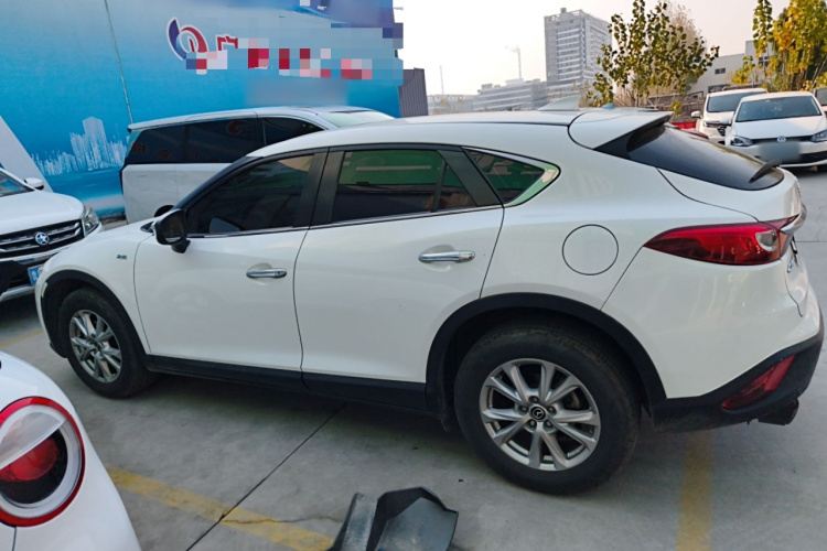 马自达CX-4 2018款 2.0L 自动两驱蓝天探索版 国V车身外观4