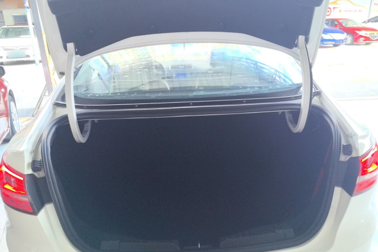 福特 福睿斯 2015款 1.5L 自动舒适型局部细节23