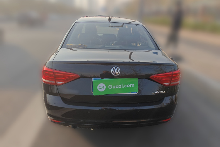 大众 朗逸 2015款 1.6L 手动风尚版车身外观6