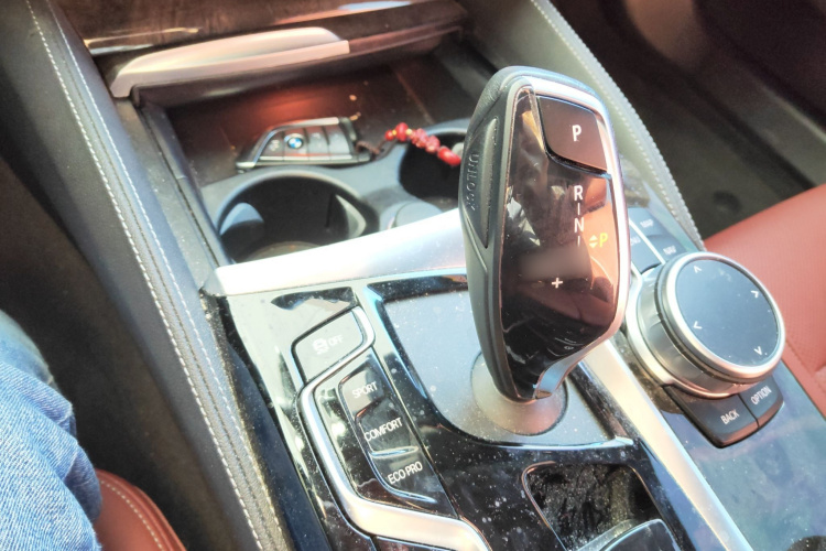 宝马5系 2022款 改款 525Li M运动套装局部细节18