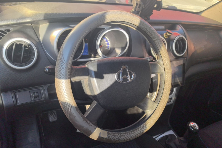 长安凯程 欧诺S 2014款 1.5L基本型中控内饰13