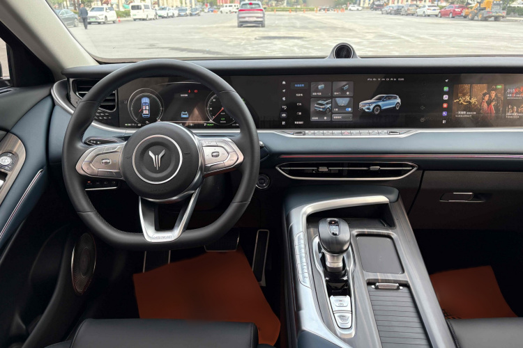 岚图汽车 岚图FREE 2021款 四驱标准增程专属豪华套装中控内饰7002