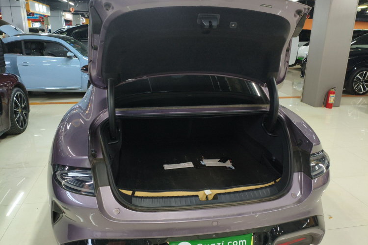 小米汽车 小米SU7 2024款 后驱超长续航高阶智驾Pro版机舱底盘23