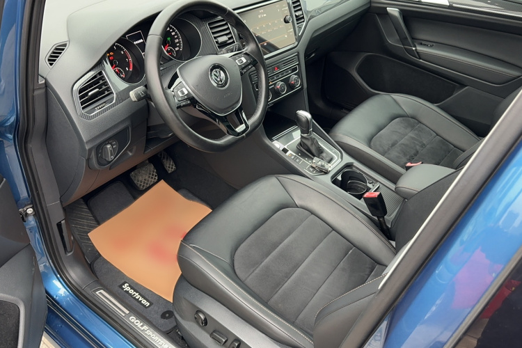 大众 高尔夫·嘉旅 2018款 280TSI 自动豪华型中控内饰7002