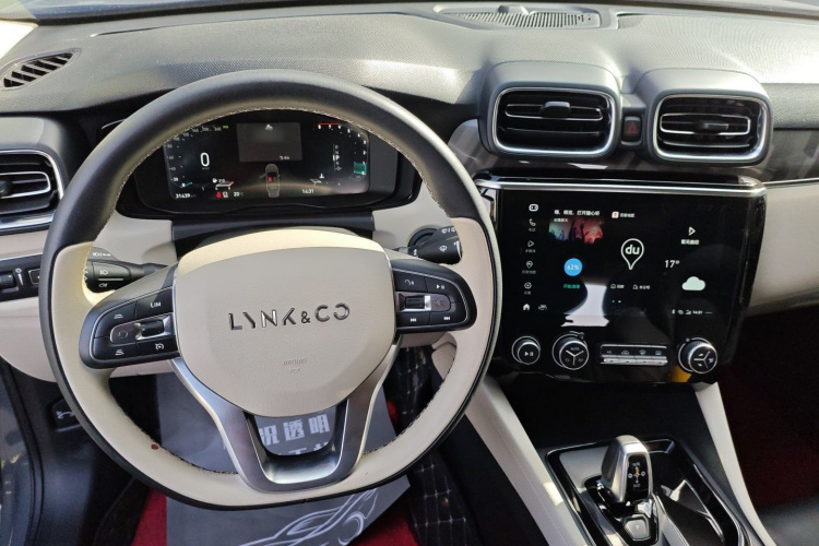 领克02 2021款 1.5TD DCT两驱耀 冠军版中控内饰7002