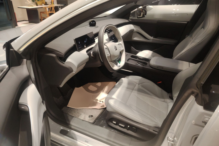 蔚来ET5T 2024款 75kWh Touring中控内饰20