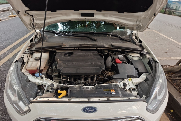 福特 福睿斯 2017款 幸福版 1.5L 自动时尚型局部细节24