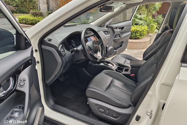 日产 奇骏 2021款 2.0L CVT 2WD XL Premium智联尊享版局部细节19