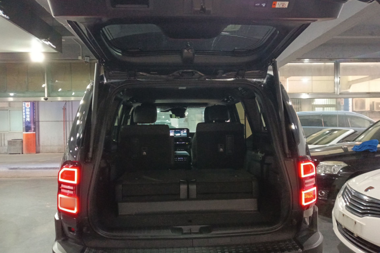 丰田 普拉多 2024款 2.4T 悍野WX版 6座局部细节23