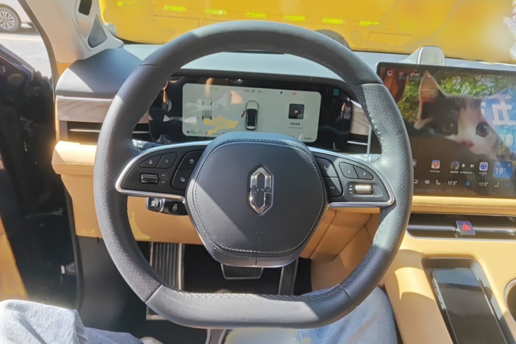 鸿蒙智行 问界M5 2022款 增程四驱旗舰版局部细节13