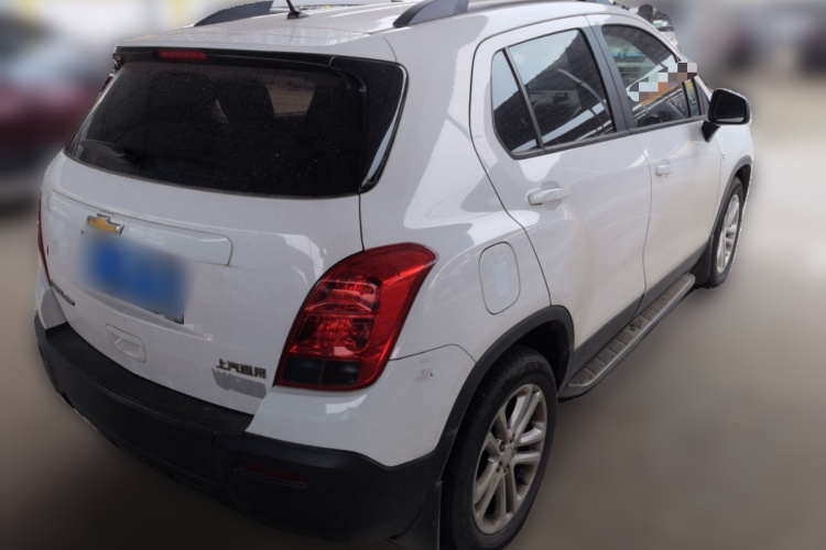 雪佛兰 创酷 2016款 1.4T 自动两驱舒适天窗版车身外观7