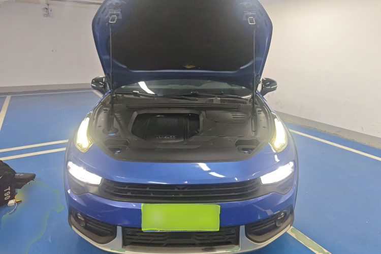 领克02 2018款 1.5T DCT两驱劲Pro版 国V机舱底盘24