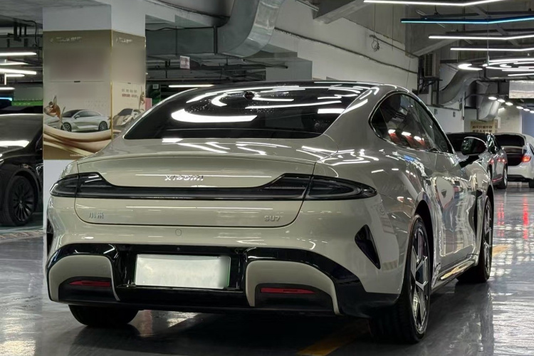 小米汽车 小米SU7 2024款 后驱超长续航高阶智驾Pro版车身外观6005
