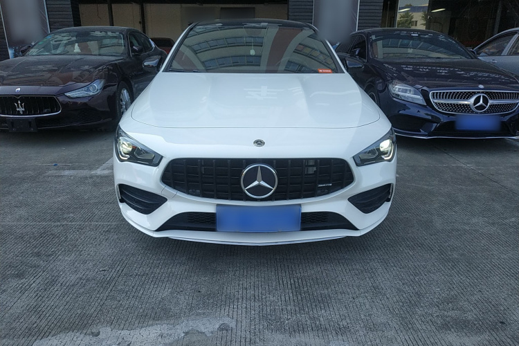奔驰CLA 2022款 改款 CLA 200 猎跑车车身外观2